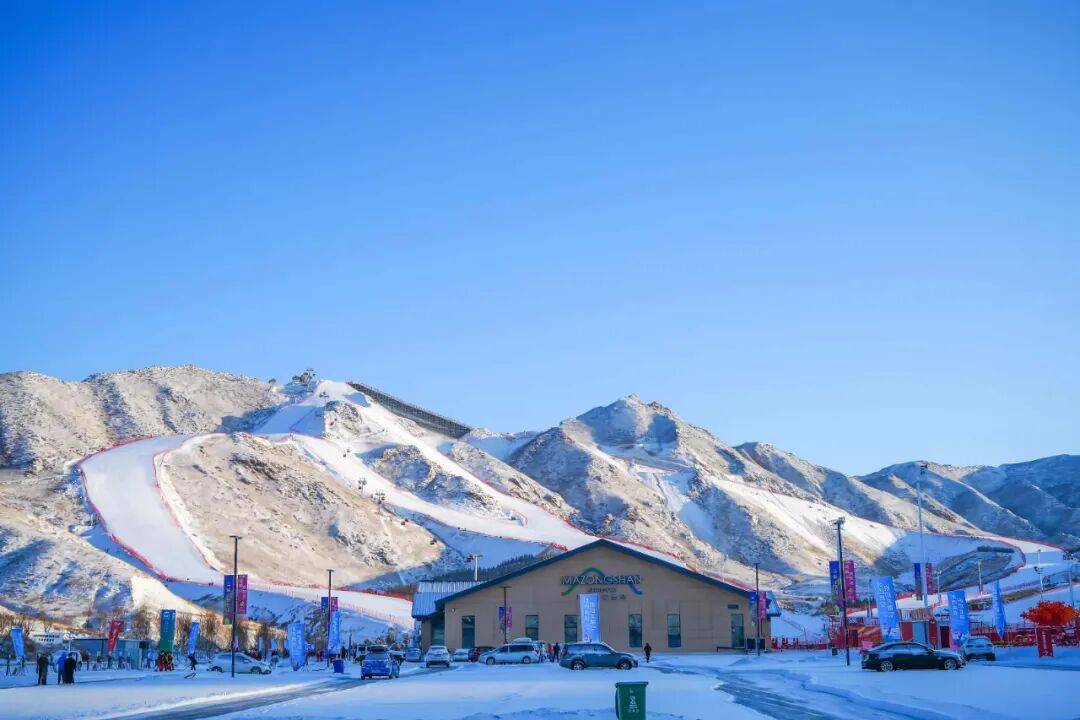 滑雪场通过 滑雪场通过