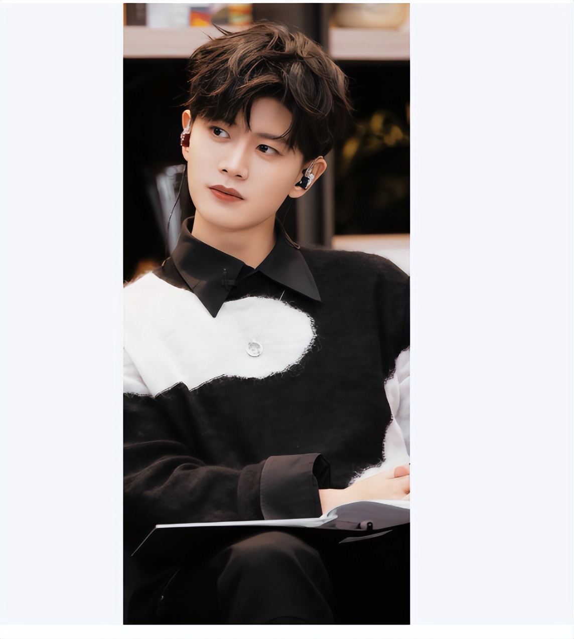 比如事业的, AA 比如事业的, AA