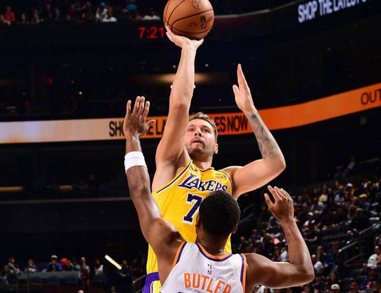 不仅是球队, 球员全面开