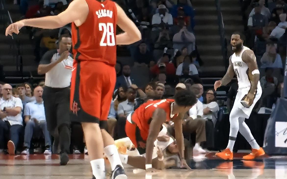 犯规, 的分数, 小贾巴里 犯规, 的分数, 小贾巴里